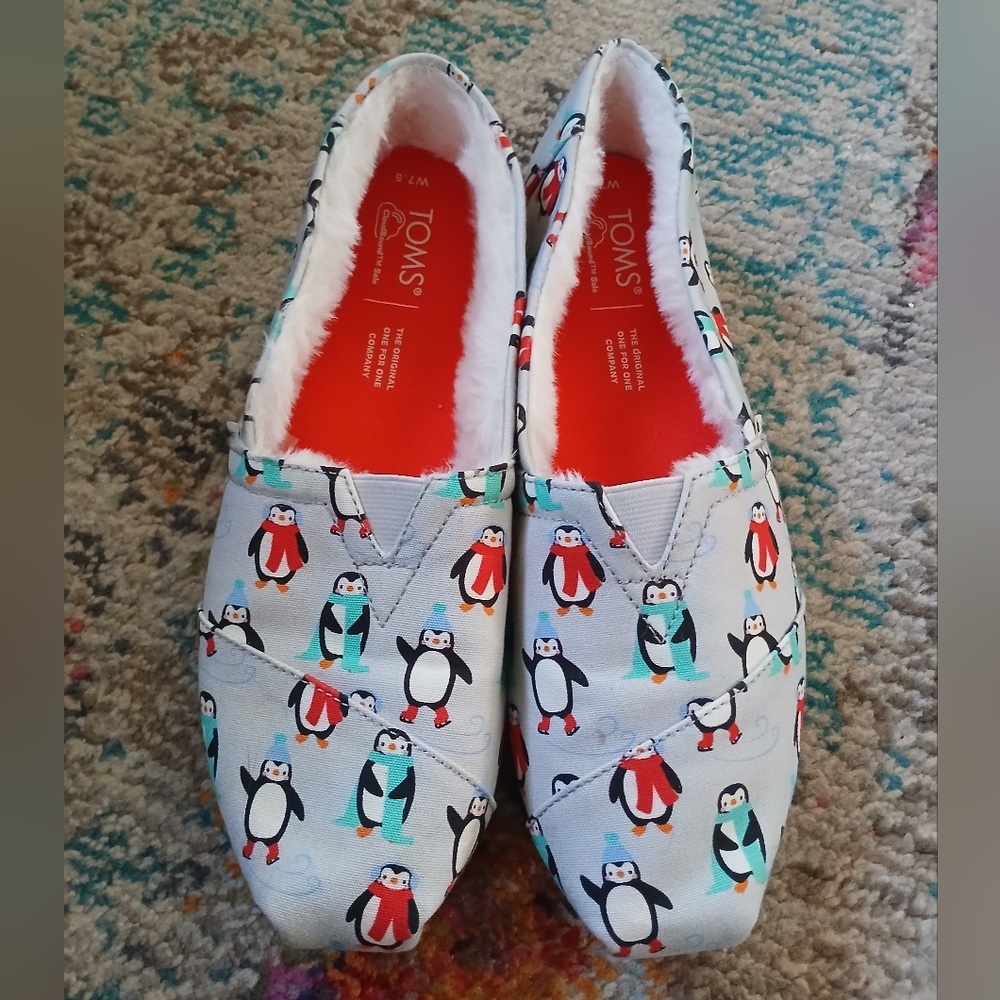 TOMS Glacier Gray Winter Penguins Christmas Penguin Flats